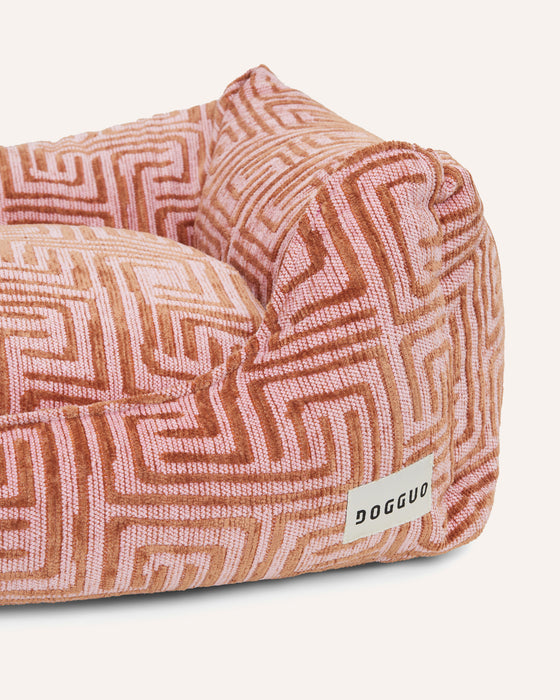 Dogguo  hondenmand doolhof - bruin/roze